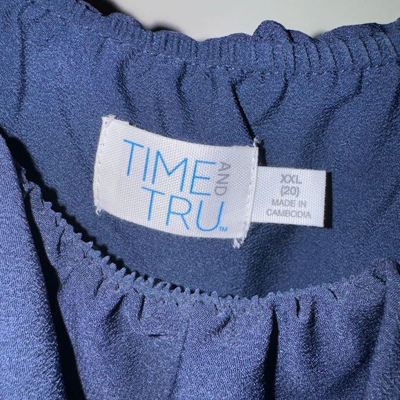 Time and Tru | Tiered Dress - Picture 2 of 2
